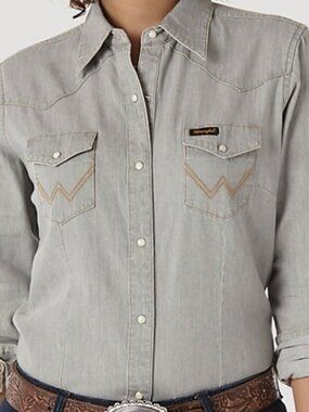 Wrangler Women's Western Snap Work Denim Shirt (Style LW3961D) Medium